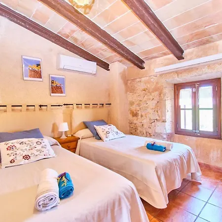 Rural Son Pou Villa *